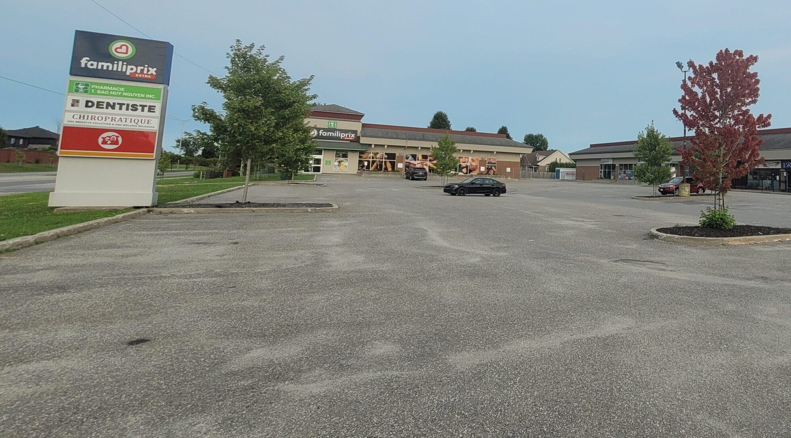 Free Parking lot for Thai Origin Massage at 269 Rue De Cannes #1 Gatineau, QC J8T 8C5